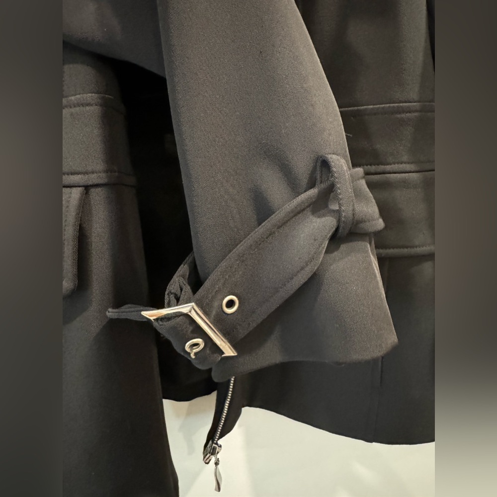 Utex Jacket - Picture 8 of 8